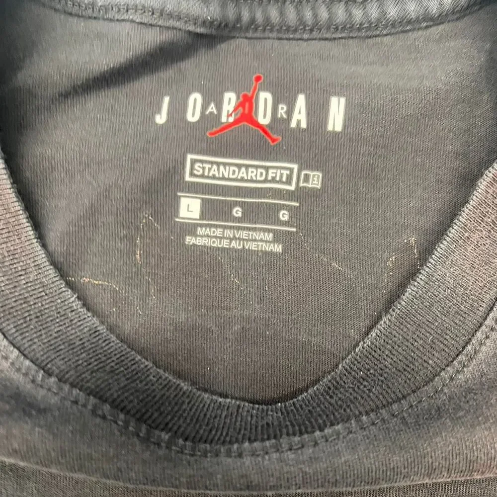 Jordan Men's Black and Brown T-shirt